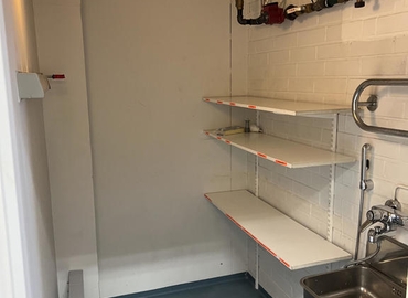 130 m² Commercial warehouse for rent in Helsinki, Ruosilankuja 3 (00390) - 9 | MatchOffice