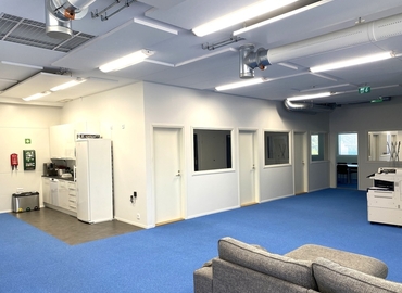 1984 m² Warehouse up for rent in Vantaa, Uutistie 7 (01670) - 2 | MatchOffice