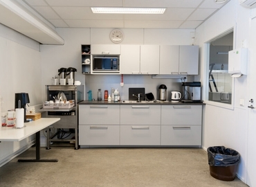 704 m² Warehouse space up for rent in Turku, Kaurakatu 48 (20740) - 4 | MatchOffice.com