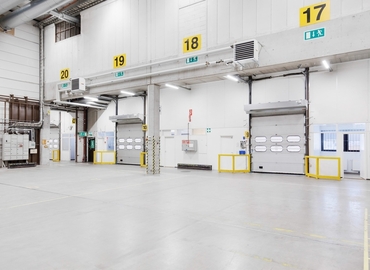 1645 m² Warehouse space up for rent in Vantaa, Hakkilankaari 1 (01380) - 5 | MatchOffice