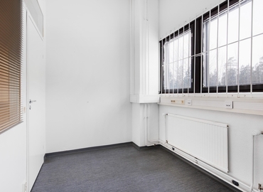 1645 m² Warehouse up for rent in Vantaa, Hakkilankaari 1 (01380) - 10 | MatchOffice.com