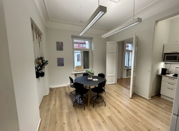 Office Vilhonkatu 4 00100 Helsinki