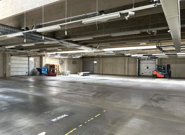 1870 m² Warehouse storage up for rent in Hyvinkää, Hakakalliontie 7 (05460) - 2 | MatchOffice.com