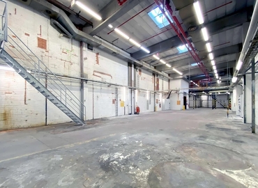 Warehouse Pieni teollisuuskatu 2 02920 Espoo