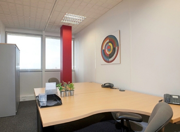 Shared Office Spaces in Neuilly-Sur-Seine ✓