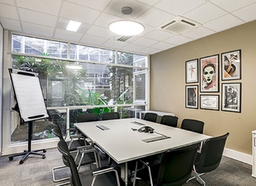 50 m² Business space place for rent in Saint-Dénis, 18 Place Des Nympheas (93420) - 2 | MatchOffice
