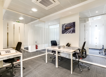 100 m² Business center building up for rent in Villeurbanne, 35-37 rue Louis Guérin (69100) - 15 | MatchOffice.com