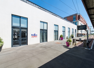 69 m² Business park in Le Mans, Place du 8 Mai 1945 (72000) - 0 | MatchOffice