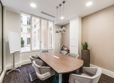 40 m² Conference hall in Paris 8, 72 rue du Faubourg St. Honoré (75008) - 1 | MatchOffice.com