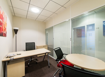 50 m² Business space place available to rent in Toulouse, 7 Avenue Didier Daurat (31700) - 4 | MatchOffice