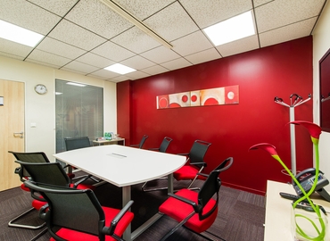 55 m² Meeting room in Toulouse, 8 esplanade Compans Caffarelli (31000) - 1 | MatchOffice.com