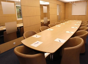 Book a 50 m² Conference hall in Paris, 14 Avenue d'Eylau (75116) - 3 | MatchOffice.com