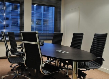 Choose a 24 m² Meeting room in Paris, 91 FAUBOURG (75008) - 2 | MatchOffice.com