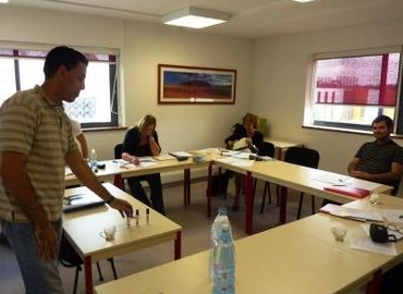Book a 26 m² Conference hall in Avignon, 2 place Alexandre Farnèse (84000) - 6 | MatchOffice