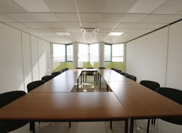 130 m² Business space in Saint Genis Pouilly, Rue Auguste Piccard 30 (01630) - 9 | MatchOffice