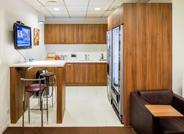 50 m² Shared office  in Paris 8, 12/14 Rond-Point des Champs-Elysées (75008) - 10 | MatchOffice.com