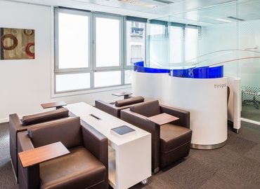 50 m² Shared workspace  in Paris 7, 148 rue de l'Université (75007) - 1 | MatchOffice