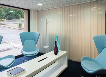 Bureau coworking à location à Fontainebleau 50 m², 3 rue Paul Tavernier - 1 | MatchOffice.fr