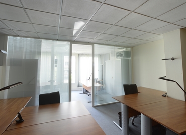 Book a 50 m² Conference hall in Courbevoie, 293 bd St Denis (92400) - 10 | MatchOffice.com