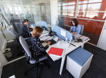 20 m² Shared office  in Nantes, 16 Quai Ernest Renaud (44105) - 1 | MatchOffice