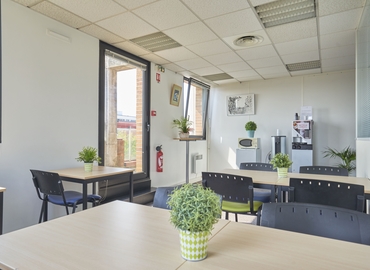 Rent comfortable a 30 m² Co-working  in Lille, 679 Avenue de la République (59800) - 5 | MatchOffice.com