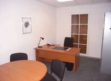 Rent comfortable a 55 m² Coworking  in Aix en Provence, 255 (13857) - 1 | MatchOffice.com