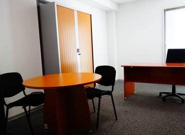 Explore suitable a 55 m² Shared workspace  in Aix en Provence, 255 (13857) - 0 | MatchOffice