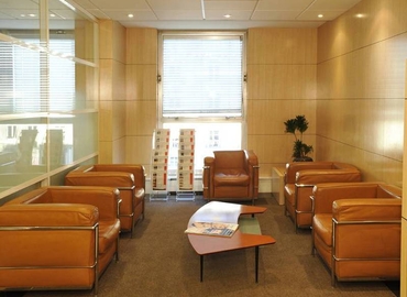 Explore suitable a 36 m² Co-working  in Paris, 42 avenue Montaigne (75008) - 4 | MatchOffice.com