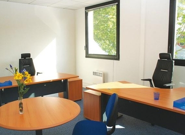 Rent flexible a 32 m² Coworking space in Rennes, Place du Granier (35571) - 0 | MatchOffice