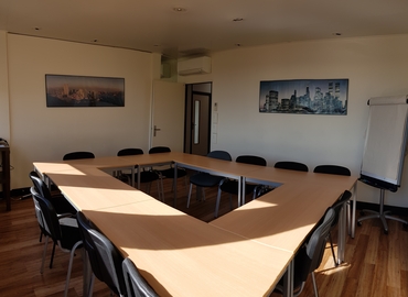 21 m² Convention center in Saint-Cloud, Avenue Duval le Camus 8 (92210) - 2 | MatchOffice