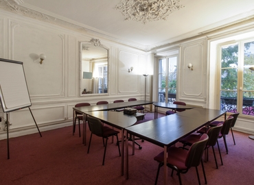 26 m² Convention center in Paris 8, 11 bis rue de Moscou (75008) - 0 | MatchOffice.com