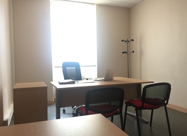 10 m² Business park building available to rent in Limoges, 18 Place Winston Churchill (87000) - 0 | MatchOffice