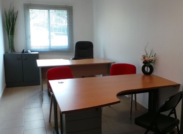 10 m² Business park in La Seyne sur Mer, 865 avenue de Bruxelles- ZAC Les Playes (83500) - 2 | MatchOffice.com
