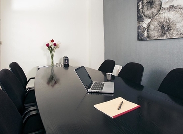Choose a 20 m² Conference room in Paris, 25 (75008) - 0 | MatchOffice.com