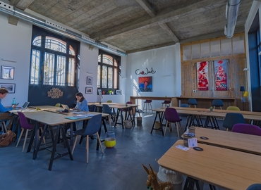 Join suitable a 200 m² Co-working  in La Rochelle, Boulevard Emile Delmas 98 (17000) - 1 | MatchOffice.com
