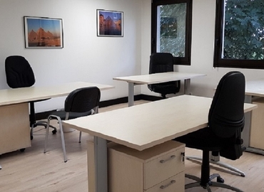 75 m² Business center building up for rent in Saint-Cloud, Avenue Duval le Camus 8 (92210) - 1 | MatchOffice.com