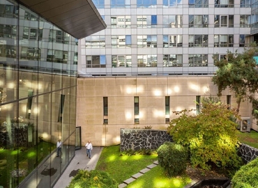 100 m² Business space property for rent in Paris, 8 rue des Pirogues de Bercy  (75012) - 1 | MatchOffice.com