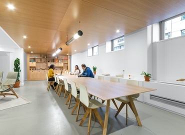 500 m² Business center property up for rent in Paris, 54/56 (75008) - 2 | MatchOffice