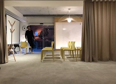 Book a 16 m² Convention center in Nice, 1 Place du Pin (06300) - 4 | MatchOffice.com