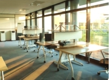 200 m² Business space place up for rent in Cannes, 120 Route des Macarons (06560) - 3 | MatchOffice