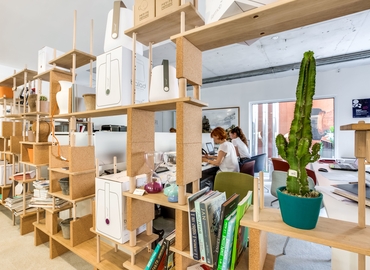 Rent a 75 m² Conference room in Nice, 1 Place du Pin  (06300) - 7 | MatchOffice