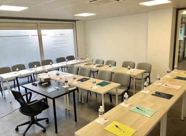 Choose a 36 m² Conference hall in Marseilles, 39 Rue Roger Renzo (13008) - 3 | MatchOffice