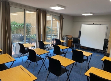 25 m² Conference center in Aix en Provence, 5 Rue des Allumettes (13090) - 1 | MatchOffice.com