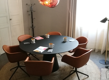 Choose a 20 m² Meeting room in Montpellier, Rue de la Carbonnerie 1 (34000) - 1 | MatchOffice.com