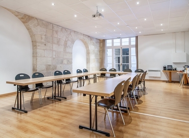 10 m² Conference room in Bordeaux, 9 Cours du Chapeau Rouge (33000) - 0 | MatchOffice.com