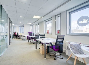 100 m² Coworking  in Lyon, Rue Maurice Flandin 27 (69003) - 1 | MatchOffice.com