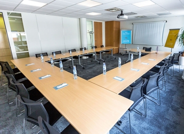 52 m² Meeting room in Nantes, Avenue Carnot 12 (44017) - 1 | MatchOffice.com