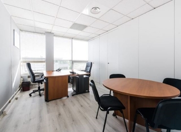 3000 m² Conference center in Gironde, 3 Rue de Golf  (33700) - 1 | MatchOffice.com