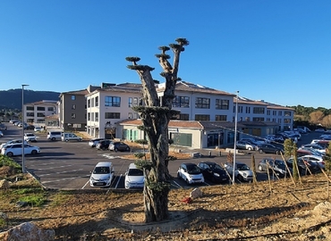170 m² Conference space in Marseilles, 1120 Route de Gémenos  (13400) - 1 | MatchOffice.com
