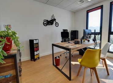 170 m² Conference space in Marseilles, 1120 Route de Gémenos  (13400) - 2 | MatchOffice